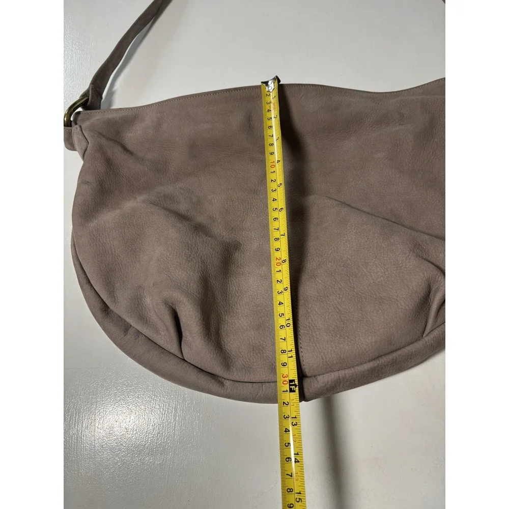 Stone Mountain Taupe Leather Crossbody Shoulder Bag